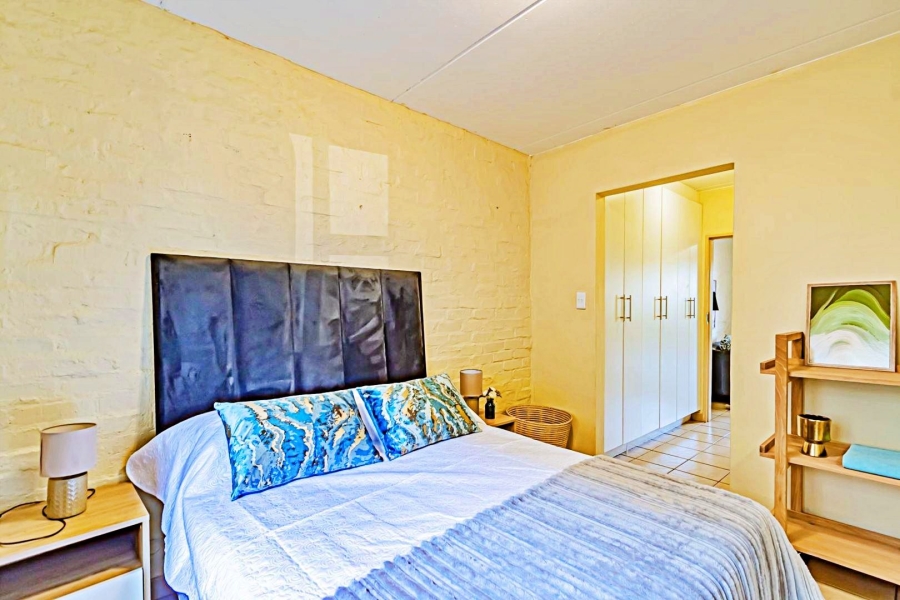 3 Bedroom Property for Sale in Die Hoewes Gauteng