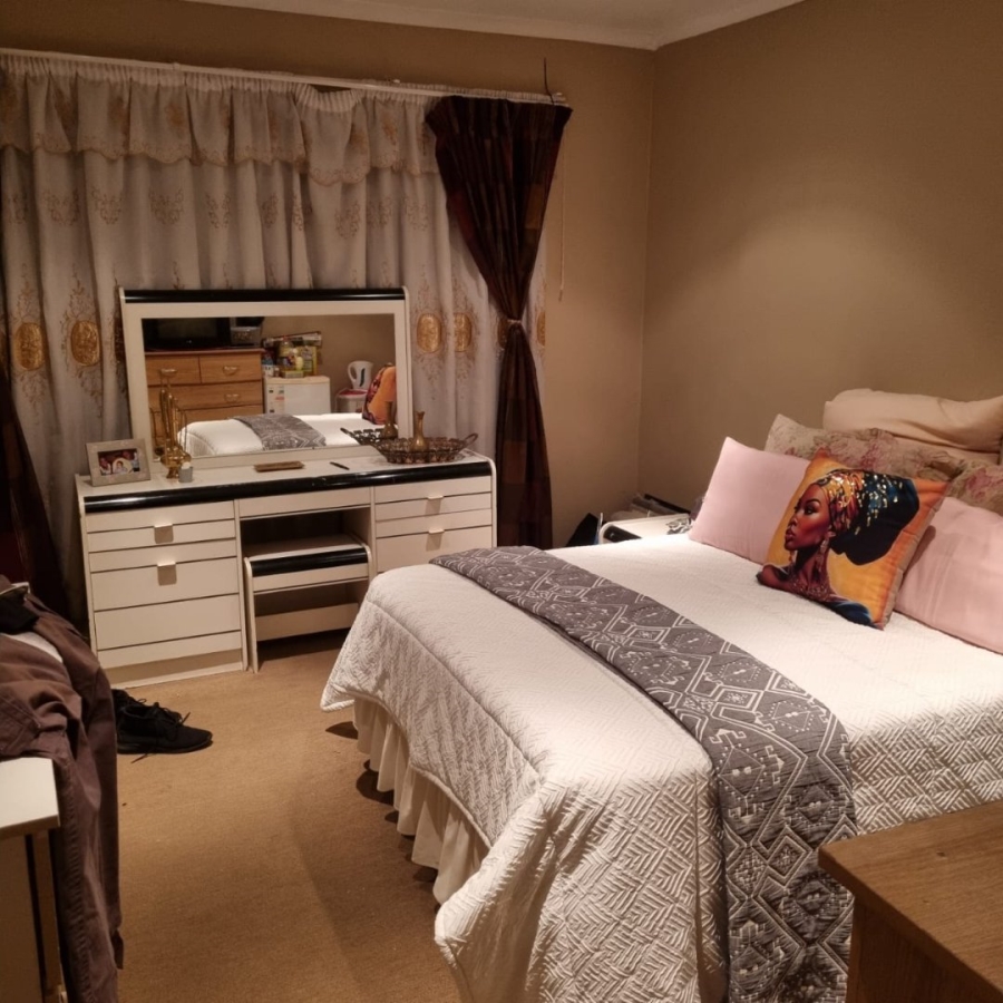  Bedroom Property for Sale in Mamelodi West Gauteng