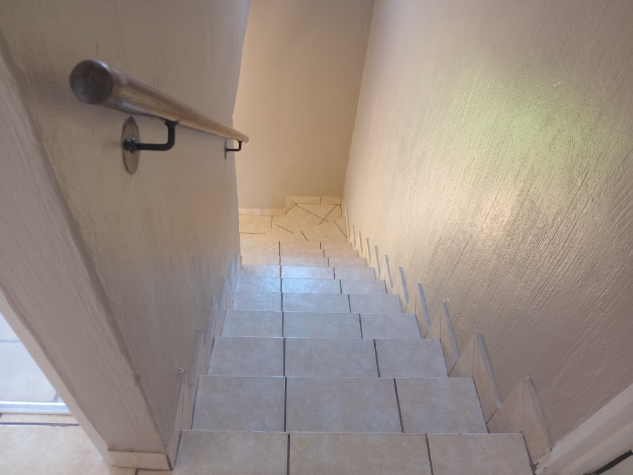 3 Bedroom Property for Sale in Heuwelsig Estate Gauteng