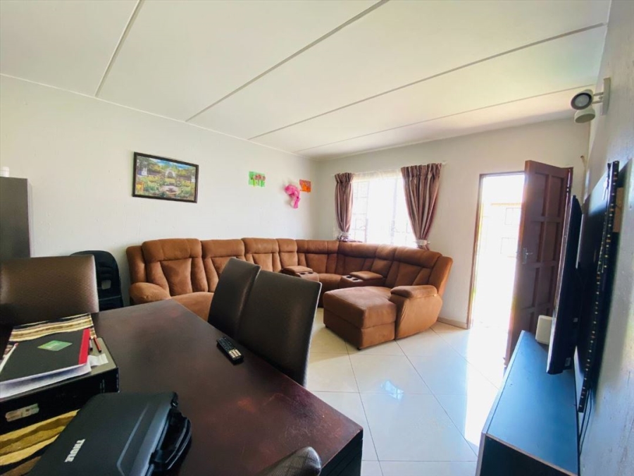 2 Bedroom Property for Sale in Terenure Gauteng