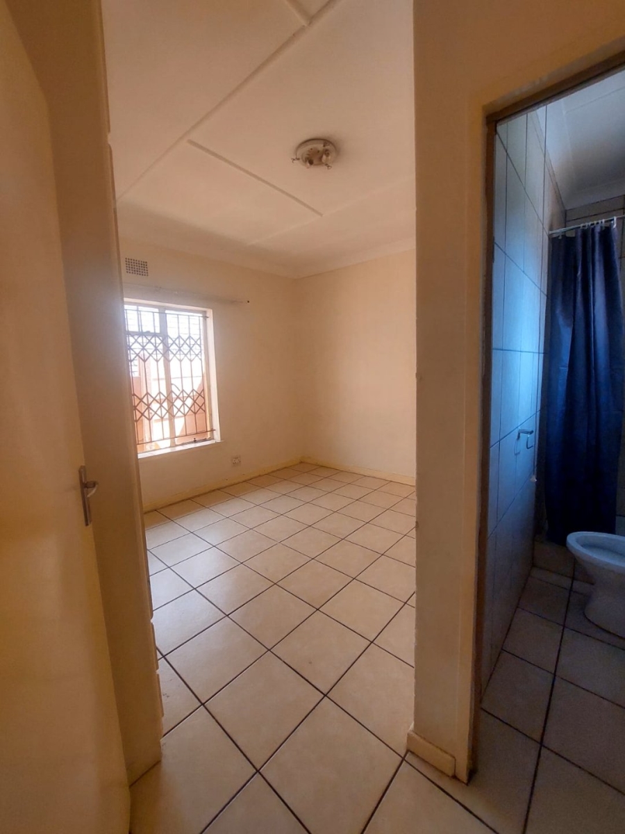 To Let 3 Bedroom Property for Rent in Primrose Hill Gauteng