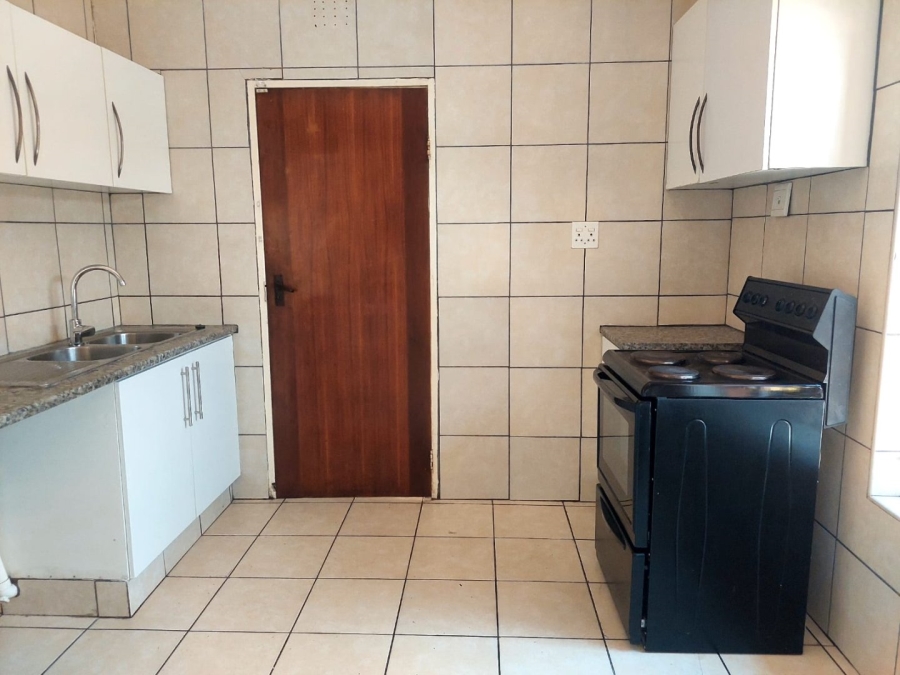 To Let 3 Bedroom Property for Rent in Primrose Hill Gauteng