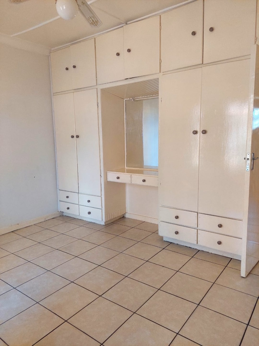 To Let 3 Bedroom Property for Rent in Primrose Hill Gauteng