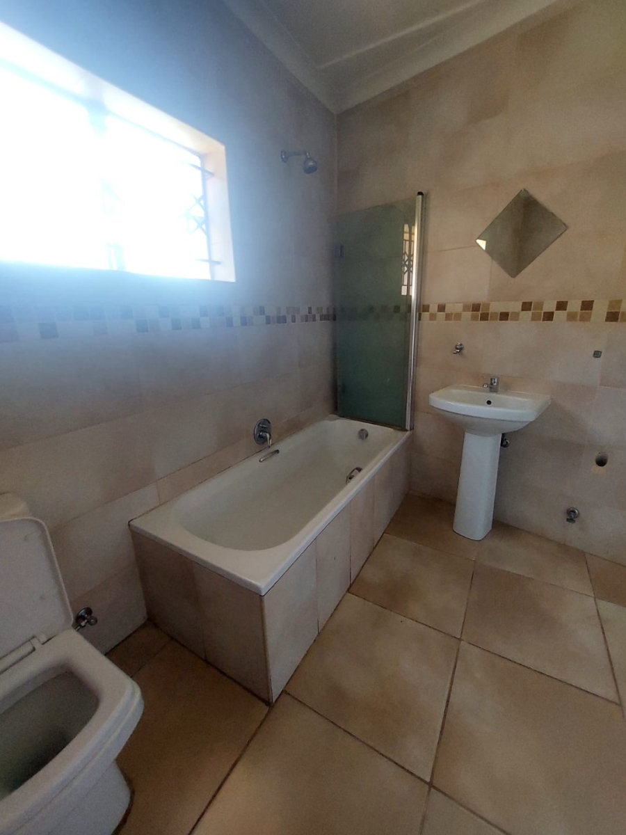 To Let 3 Bedroom Property for Rent in Primrose Hill Gauteng