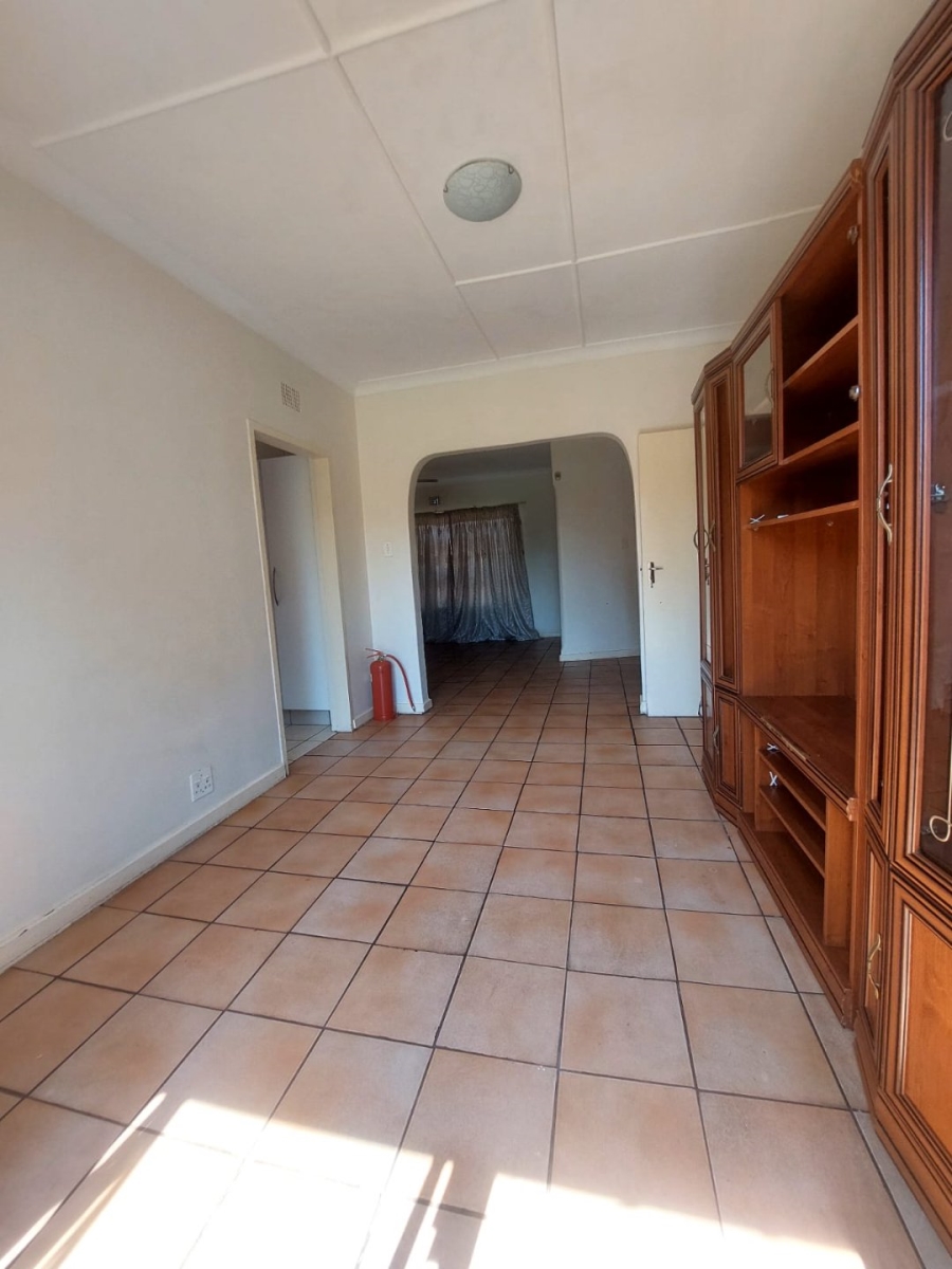 To Let 3 Bedroom Property for Rent in Primrose Hill Gauteng