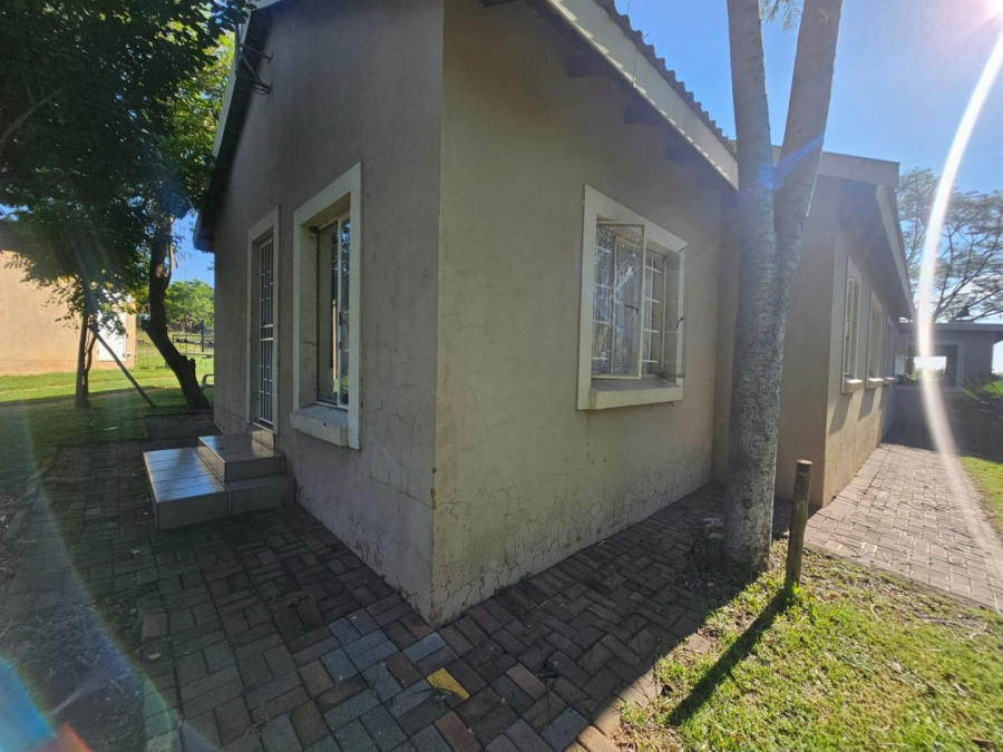To Let 2 Bedroom Property for Rent in Mnandi Gauteng