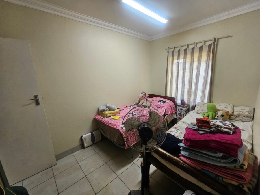 To Let 2 Bedroom Property for Rent in Mnandi Gauteng