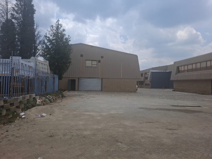 To Let commercial Property for Rent in Spartan Gauteng