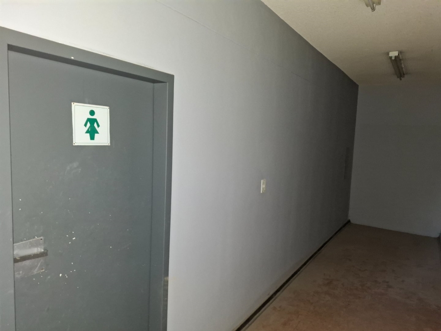 To Let commercial Property for Rent in Spartan Gauteng