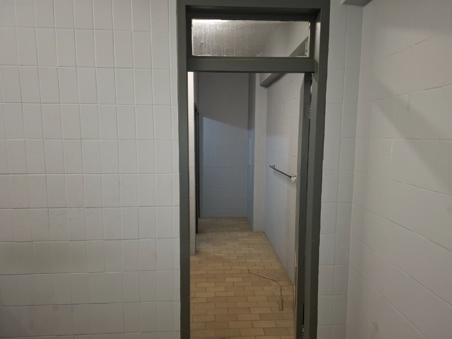 To Let commercial Property for Rent in Spartan Gauteng