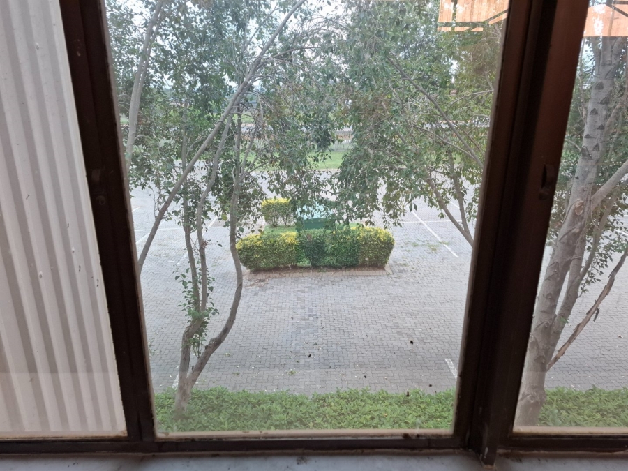 To Let commercial Property for Rent in Spartan Gauteng