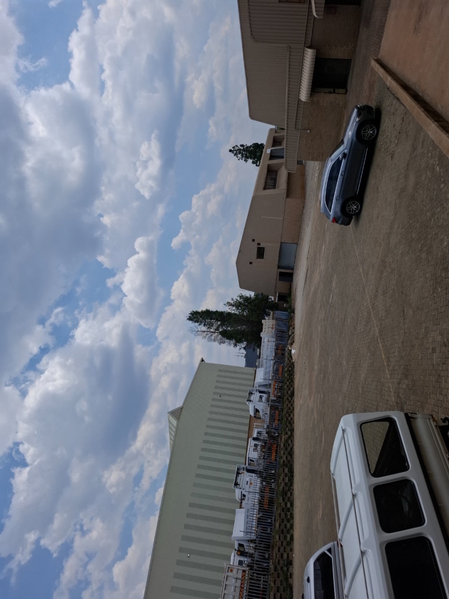 To Let commercial Property for Rent in Spartan Gauteng