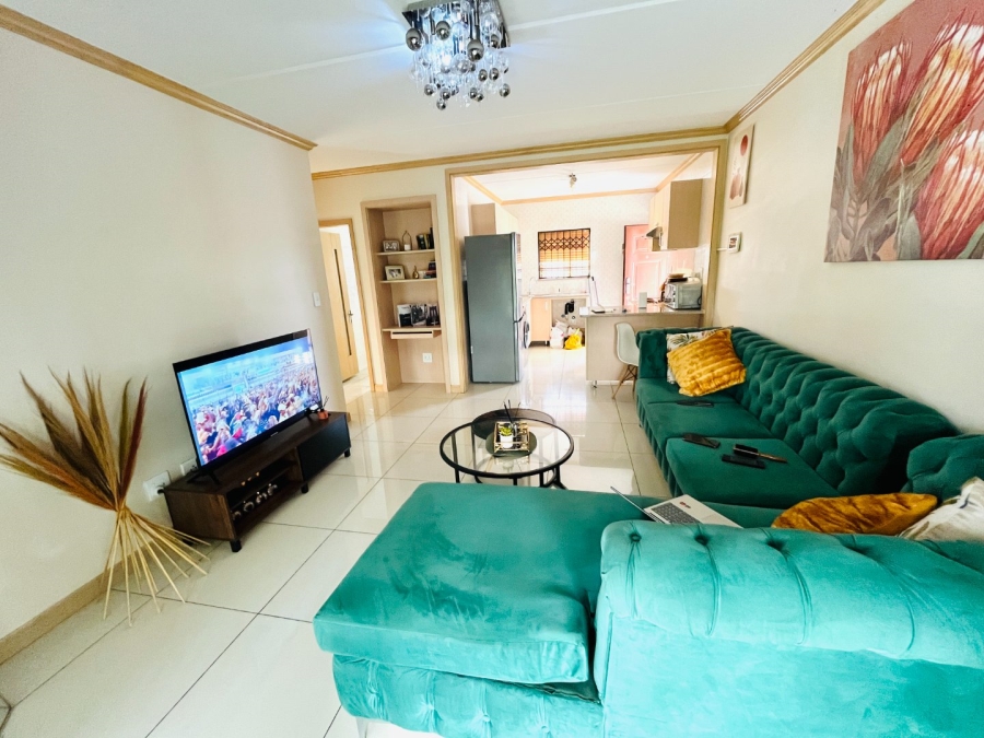 2 Bedroom Property for Sale in Noordwyk Gauteng