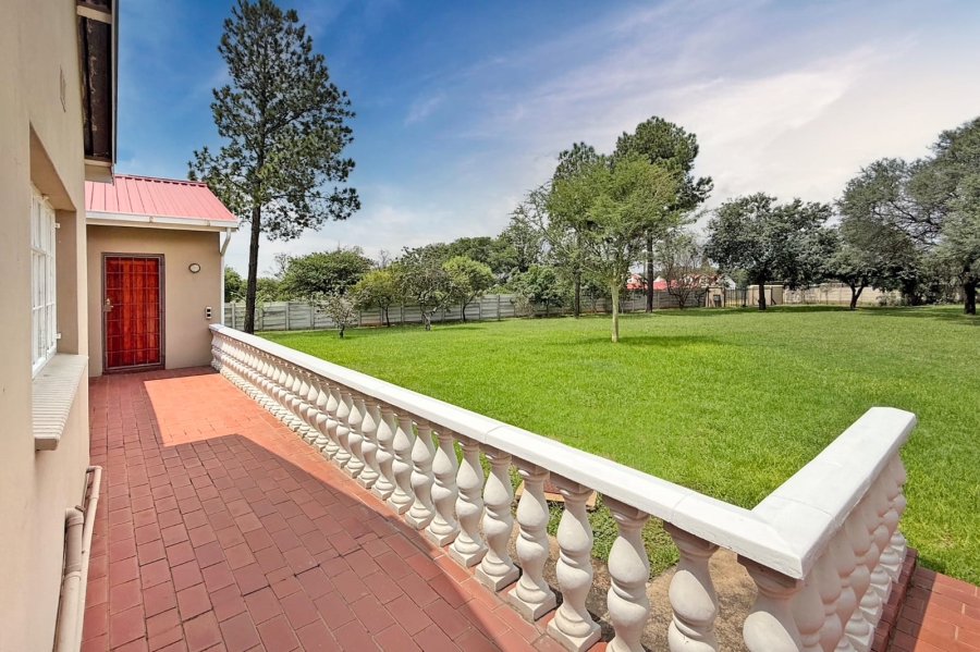 To Let 3 Bedroom Property for Rent in Glen Austin Gauteng