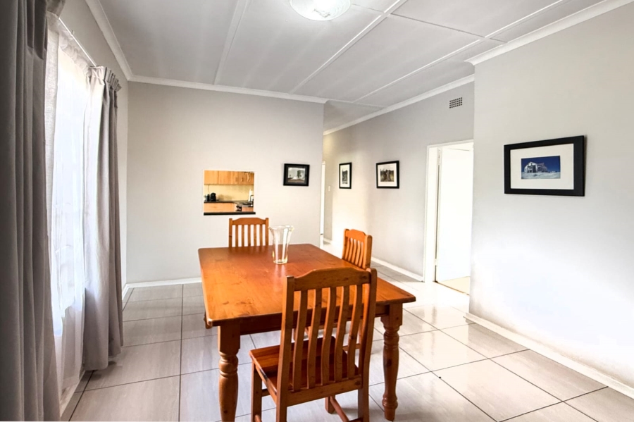 To Let 3 Bedroom Property for Rent in Glen Austin Gauteng