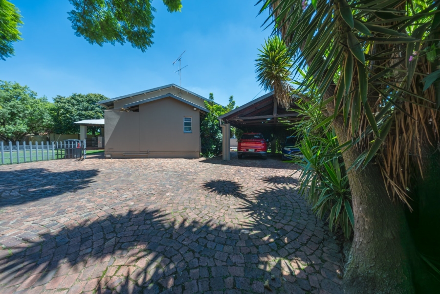 3 Bedroom Property for Sale in Lakeside Village Gauteng