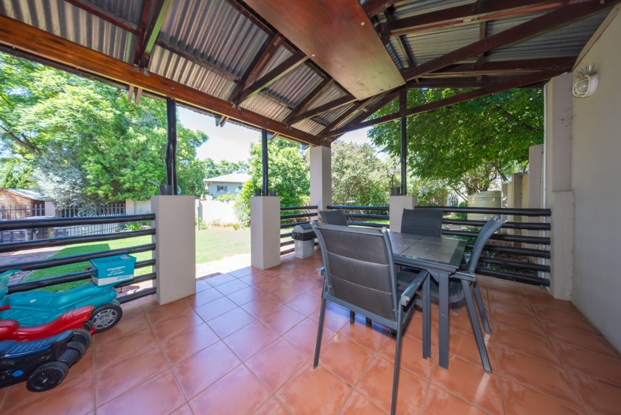 3 Bedroom Property for Sale in Lakeside Village Gauteng