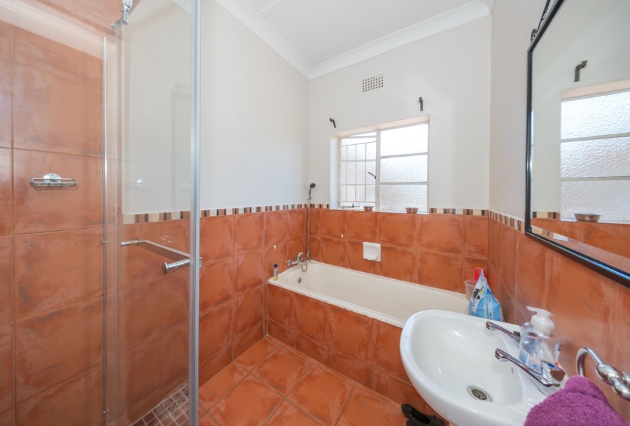 3 Bedroom Property for Sale in Lakeside Village Gauteng