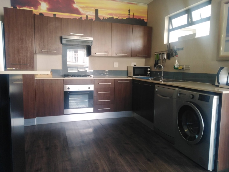 To Let 3 Bedroom Property for Rent in Fourways Gauteng