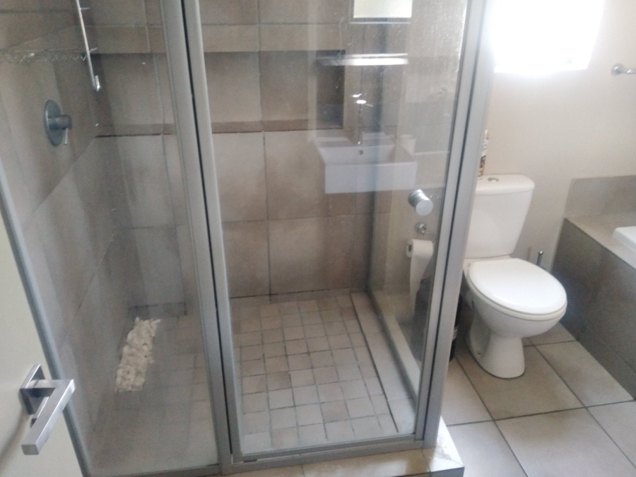 To Let 3 Bedroom Property for Rent in Fourways Gauteng