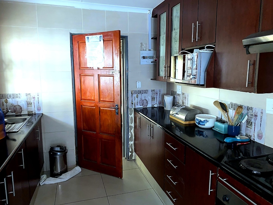 4 Bedroom Property for Sale in Fleurhof Gauteng