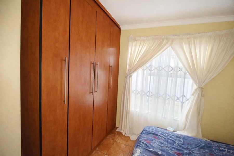 4 Bedroom Property for Sale in Fleurhof Gauteng