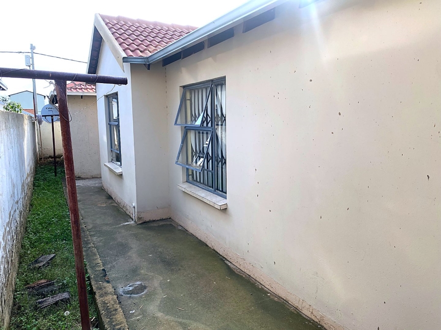 4 Bedroom Property for Sale in Fleurhof Gauteng