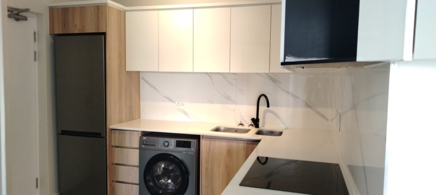 1 Bedroom Property for Sale in Waterfall Gauteng