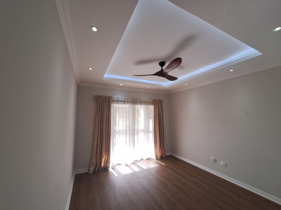 2 Bedroom Property for Sale in Greenstone Hill Gauteng