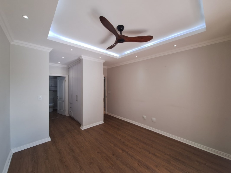 2 Bedroom Property for Sale in Greenstone Hill Gauteng