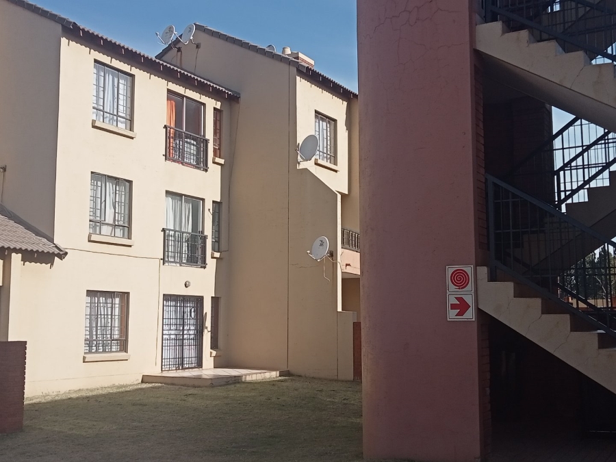 Bedroom Property for Sale in Noordwyk Gauteng