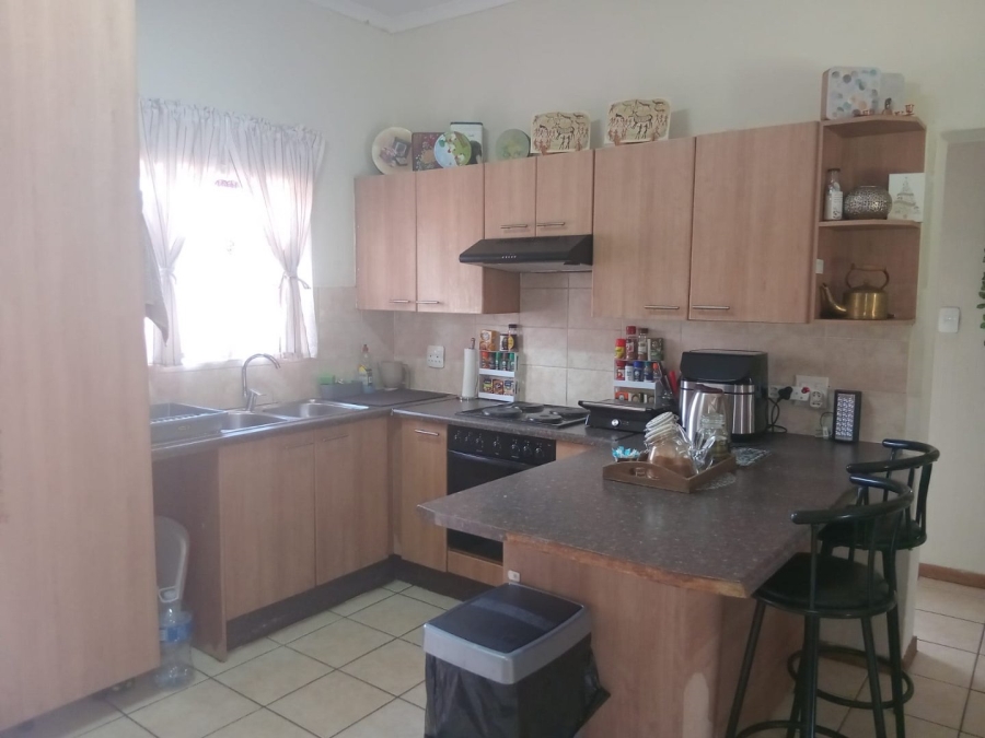 2 Bedroom Property for Sale in Noordheuwel Gauteng