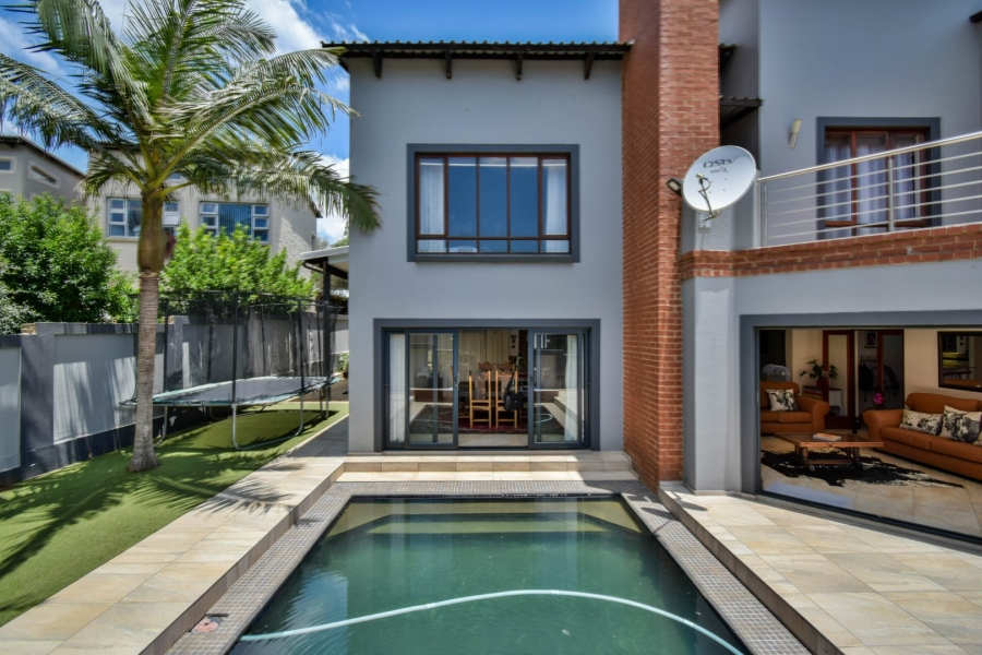 5 Bedroom Property for Sale in Olympus AH Gauteng