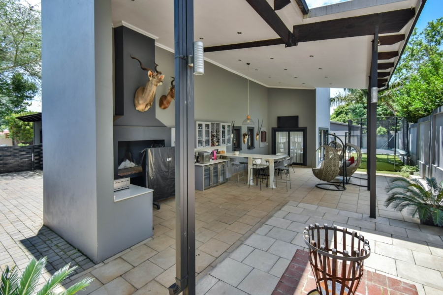 5 Bedroom Property for Sale in Olympus AH Gauteng