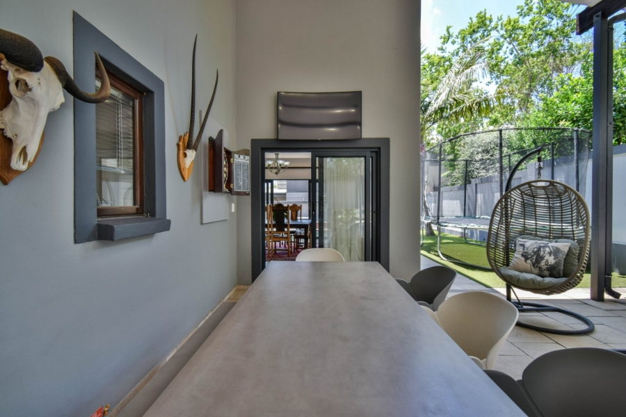 5 Bedroom Property for Sale in Olympus AH Gauteng