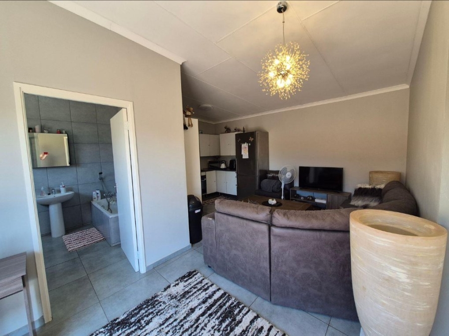 3 Bedroom Property for Sale in Wannenburghoogte Gauteng