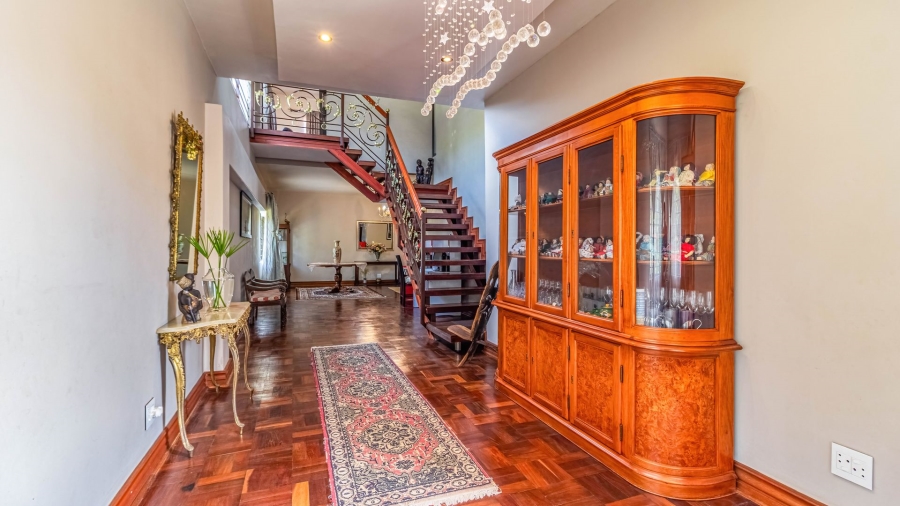 5 Bedroom Property for Sale in South Kensington Gauteng