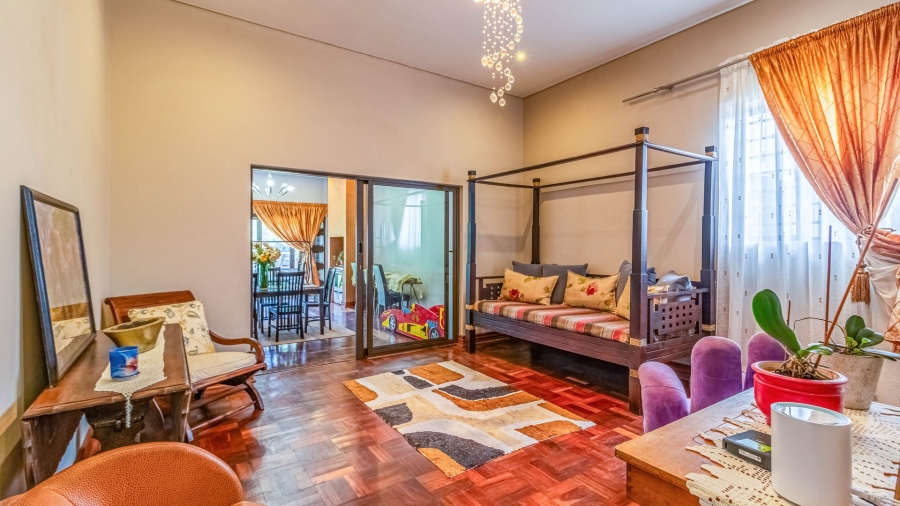 5 Bedroom Property for Sale in South Kensington Gauteng