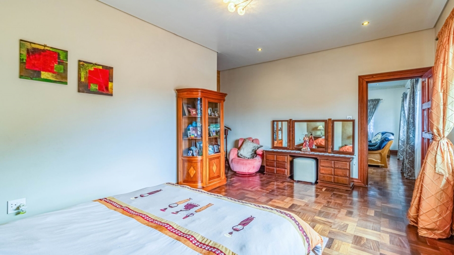 5 Bedroom Property for Sale in South Kensington Gauteng