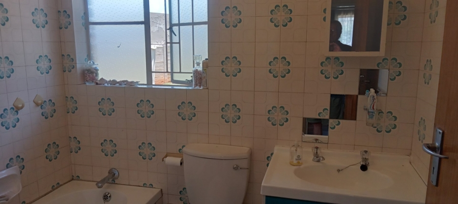 4 Bedroom Property for Sale in Ridgeway Gauteng