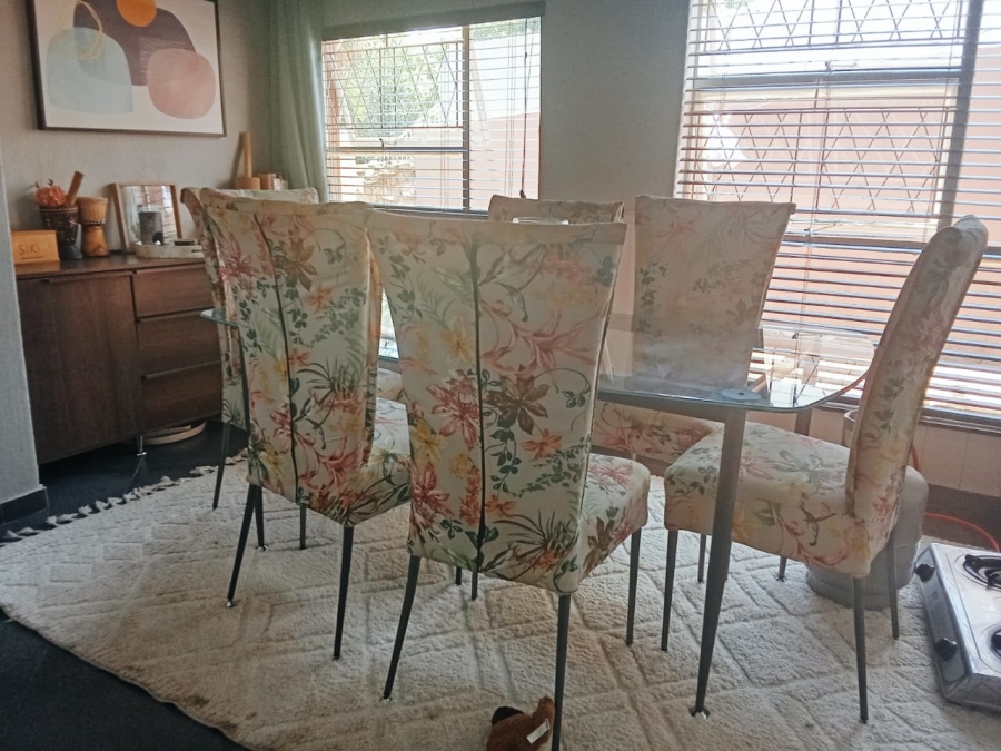 4 Bedroom Property for Sale in Oakdene Gauteng