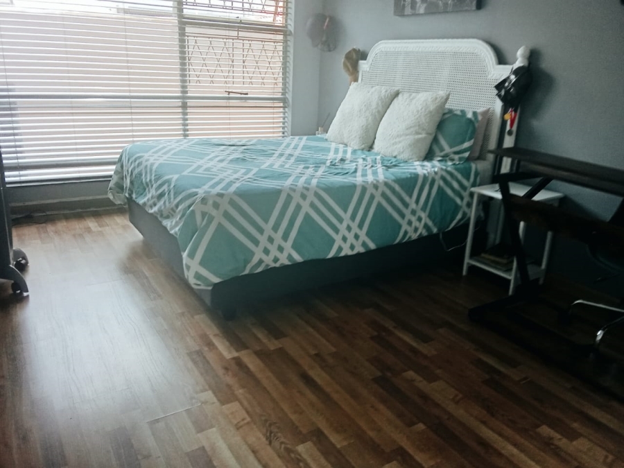 4 Bedroom Property for Sale in Oakdene Gauteng