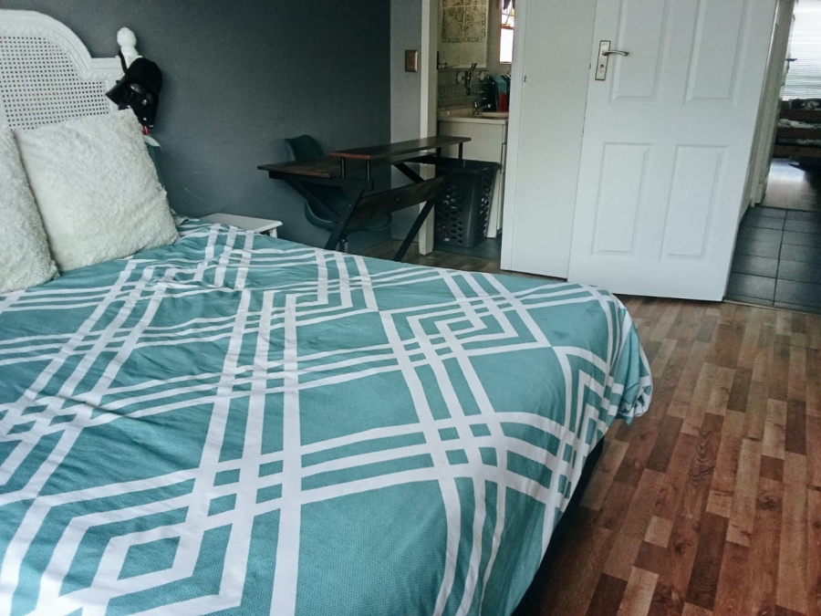 4 Bedroom Property for Sale in Oakdene Gauteng