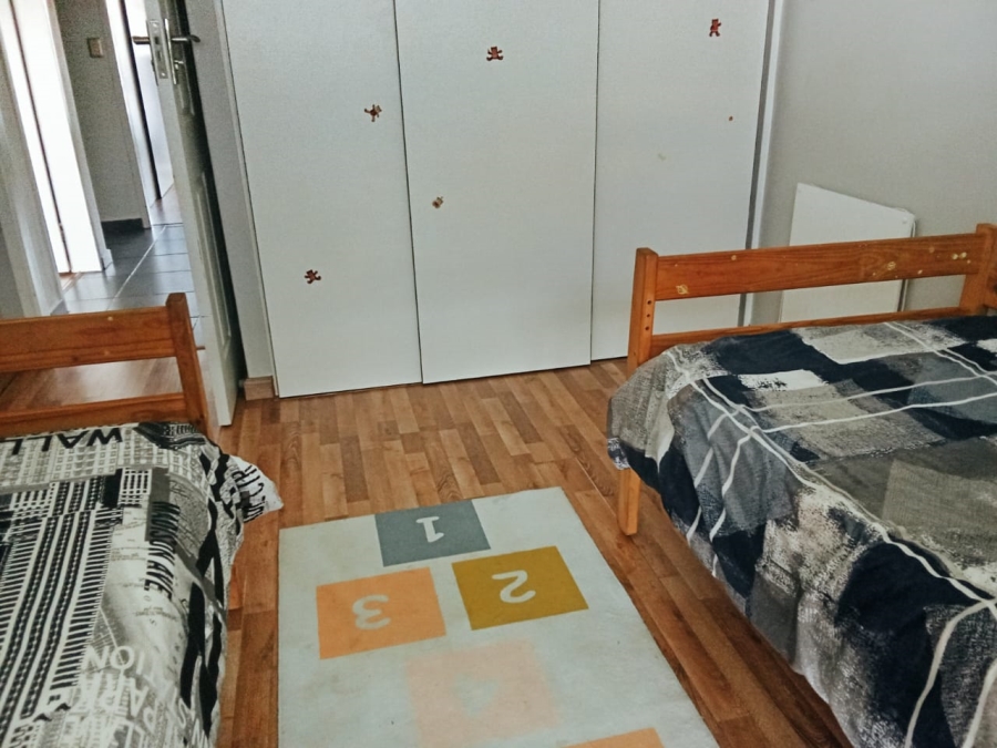 4 Bedroom Property for Sale in Oakdene Gauteng