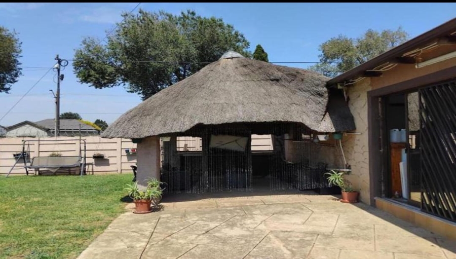 3 Bedroom Property for Sale in Primrose Gauteng