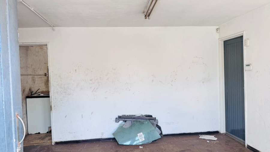 To Let commercial Property for Rent in Denver Gauteng