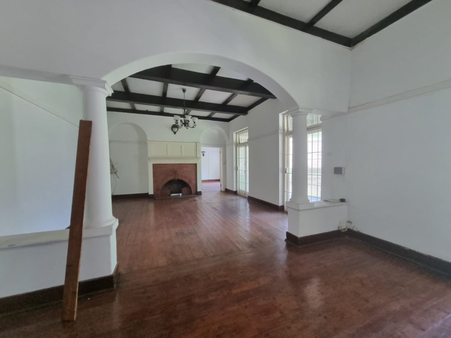 To Let 4 Bedroom Property for Rent in Saxonwold Gauteng