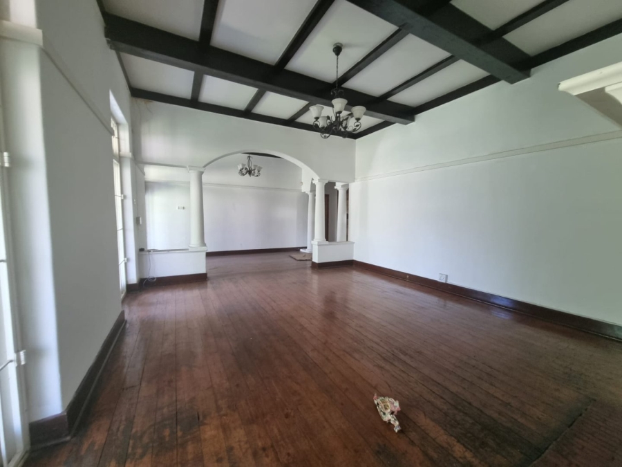To Let 4 Bedroom Property for Rent in Saxonwold Gauteng