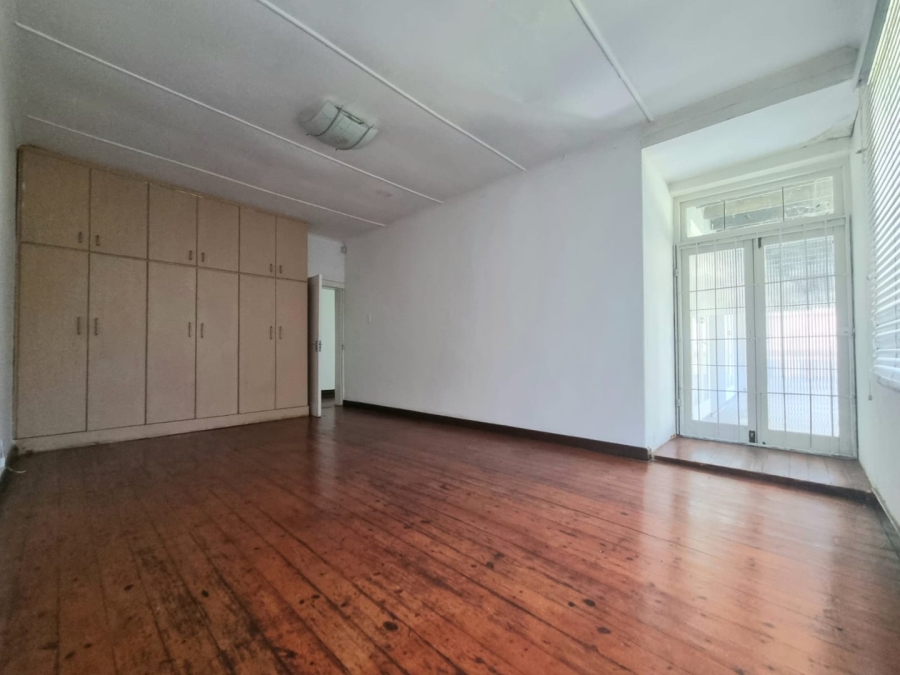 To Let 4 Bedroom Property for Rent in Saxonwold Gauteng