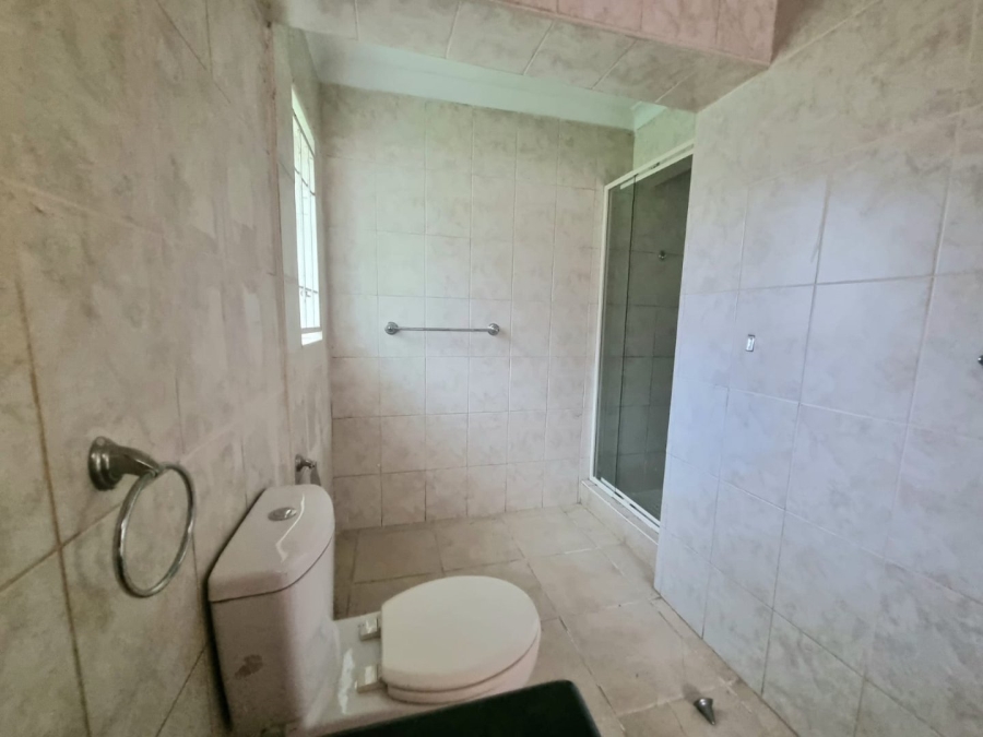 To Let 4 Bedroom Property for Rent in Saxonwold Gauteng